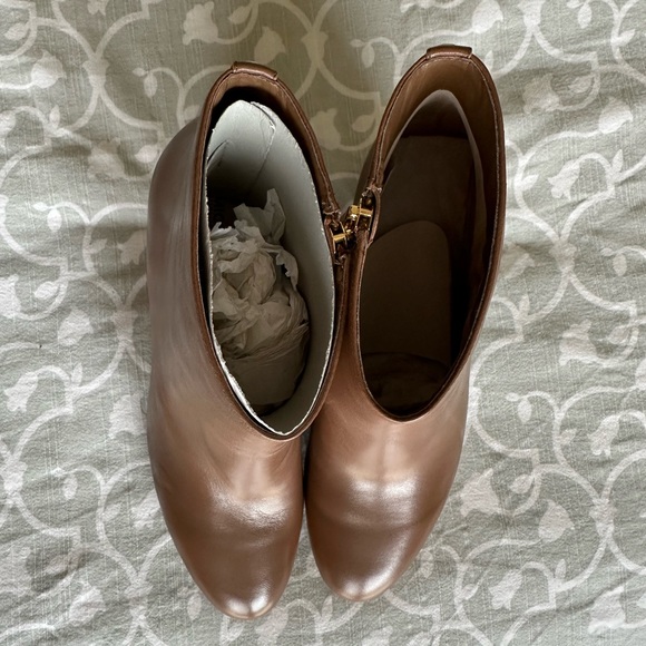 Michael Kors Ankle Boots! - Picture 3 of 5
